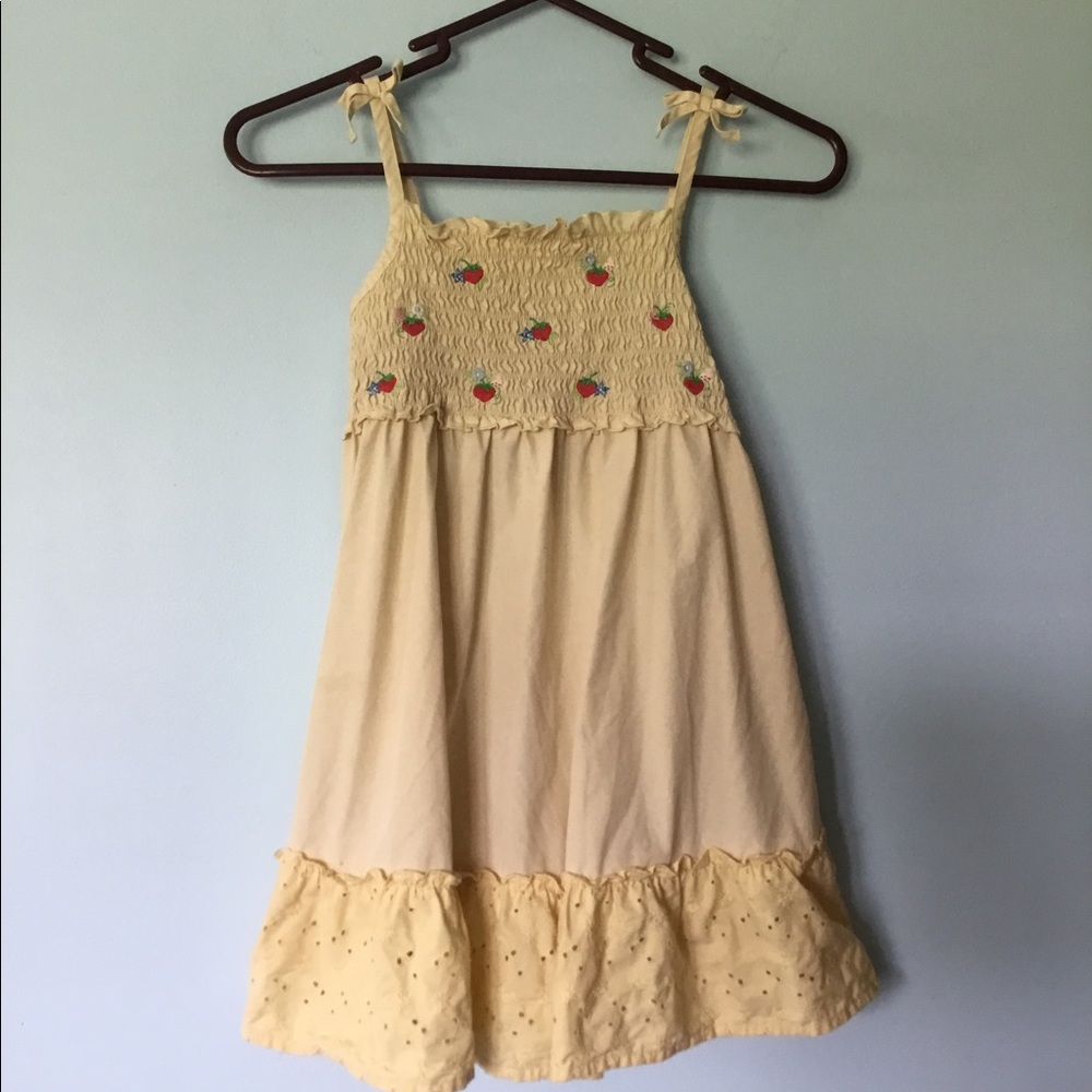 Gymboree girl’s dress smocking embroidery lace sz6